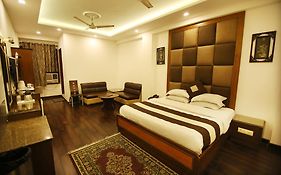 Hotel Parkway Deluxe New Delhi